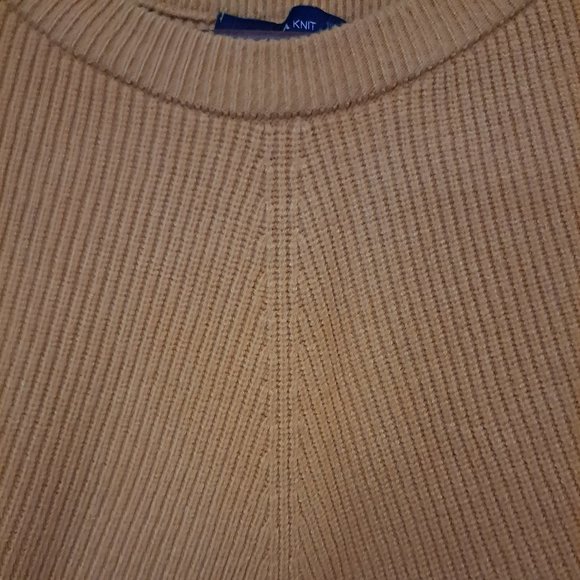 Zara Long Sleeved Knit Sweater Size: Large - Picture 2 of 5